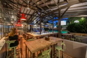 Trupial Inn Casino & Hotel Bar